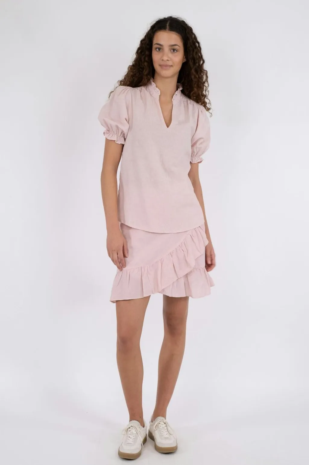 Nnodesa Linen Blouse