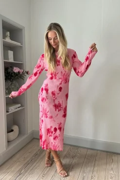 Odaic Dress