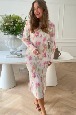 Odaic Dress