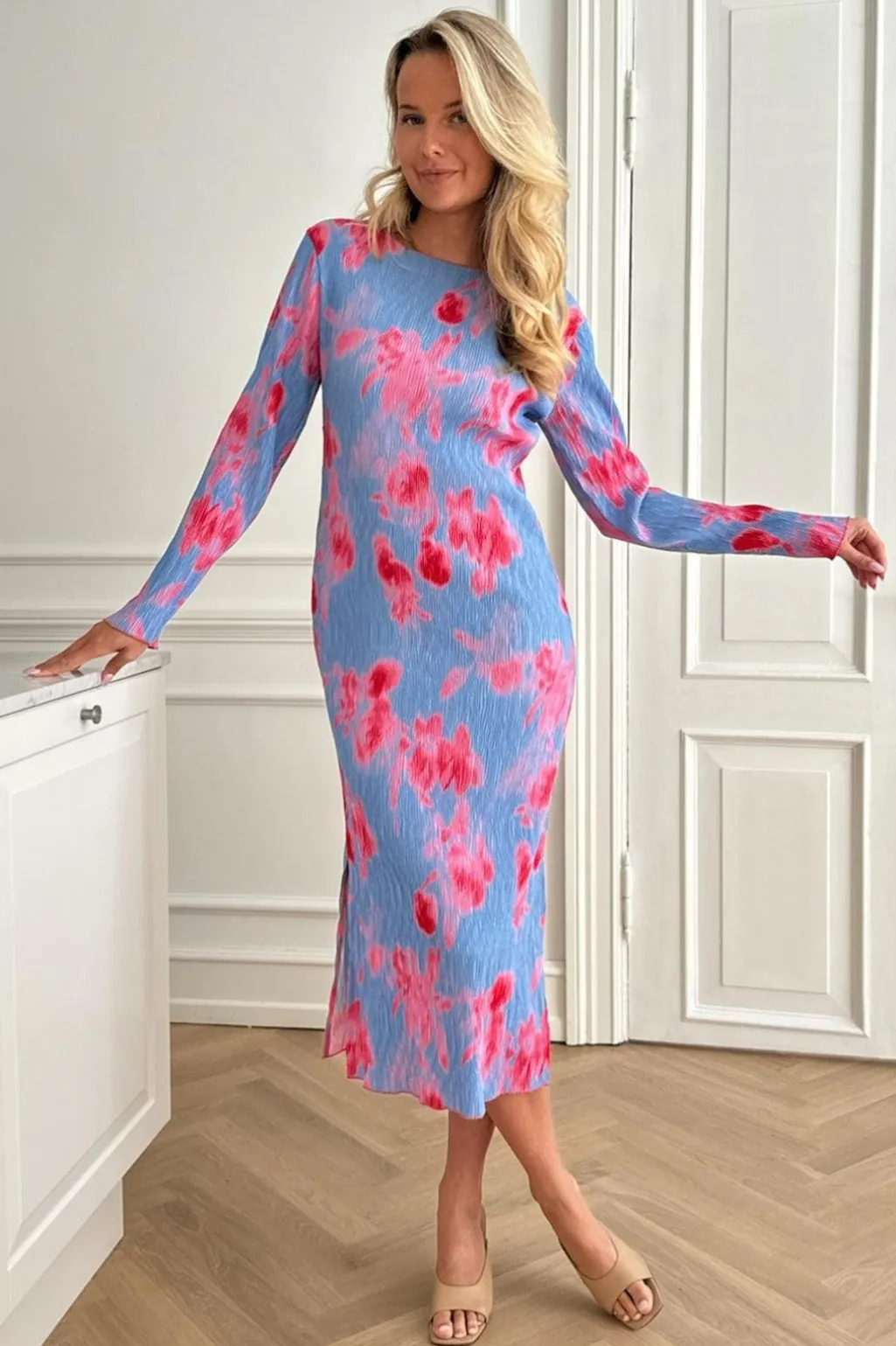 Odaic Dress