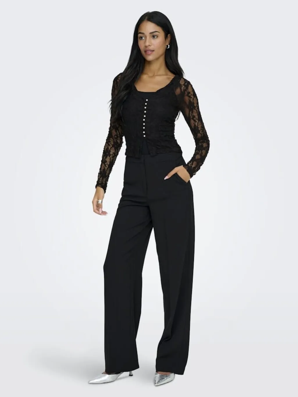 Onlalba L/S V-Neck Lace Top