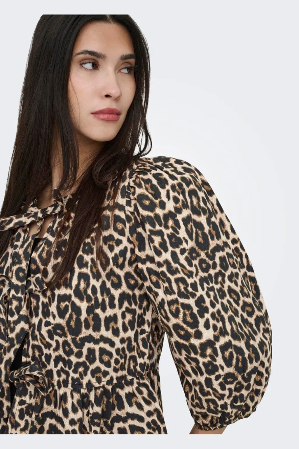 Onlranina 3/4 Bow Top Cc