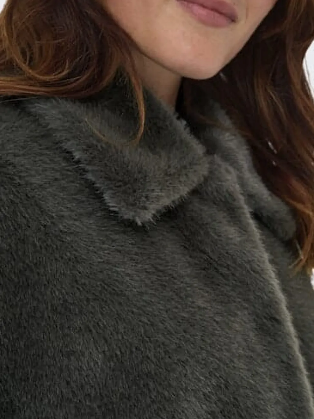 Onlsof Fur Cape