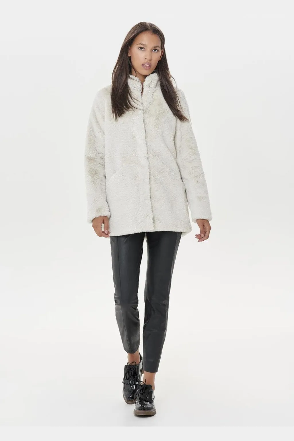 Onlvida Faux Fur Coat