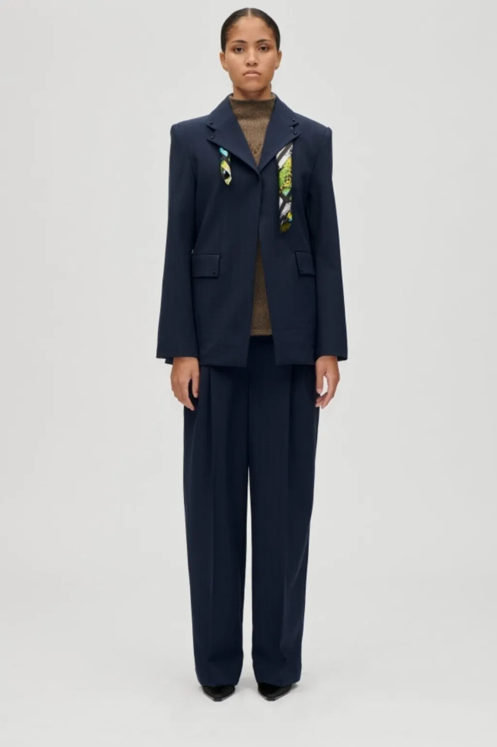 Sg2435 Pinstripe Tailoring, Belted Tailored Pantssg-aw25-p113-2435