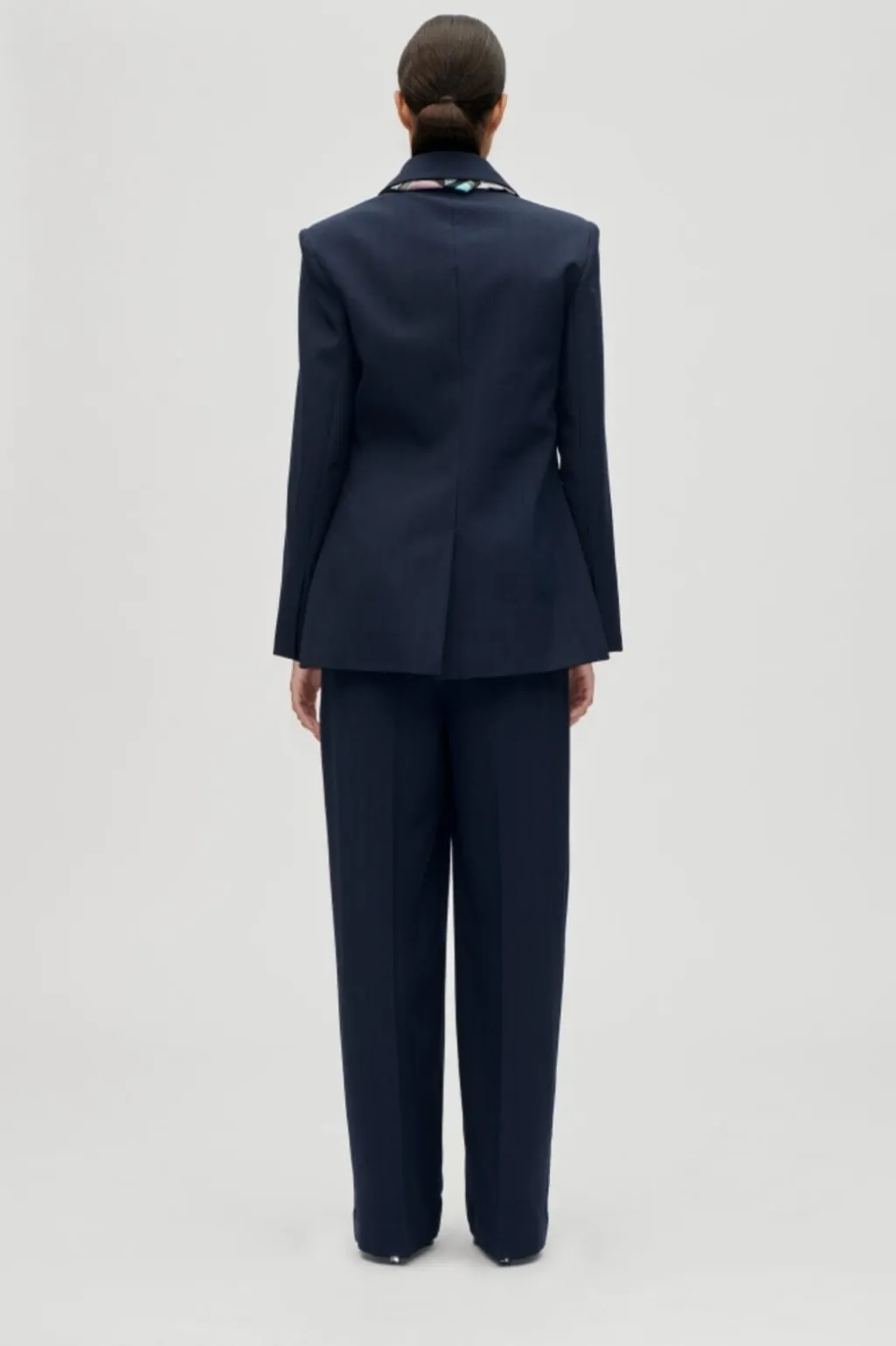 Sg2435 Pinstripe Tailoring, Belted Tailored Pantssg-aw25-p113-2435