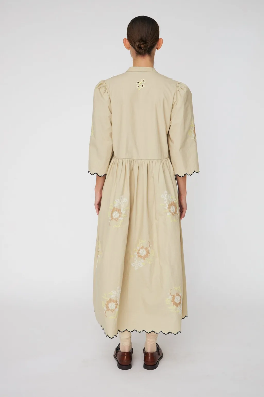 Snembroidered Loose Midi Dresses62-4485