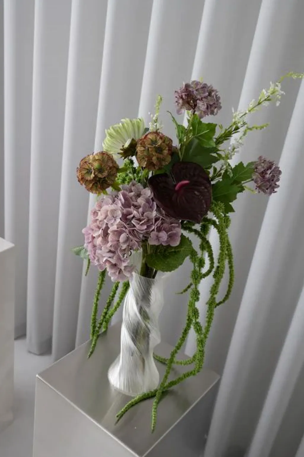 Velvet Glow Bouquet 02-298