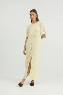 Vimala 2/4 Sleeve Lace Dress
