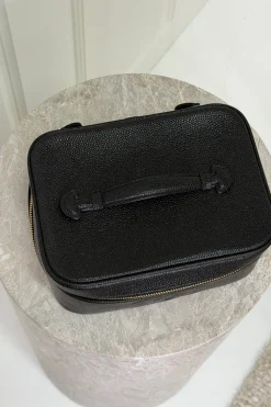 Vintage Chanel Kosmetiktaske – Sort Caviar & Guldhardware