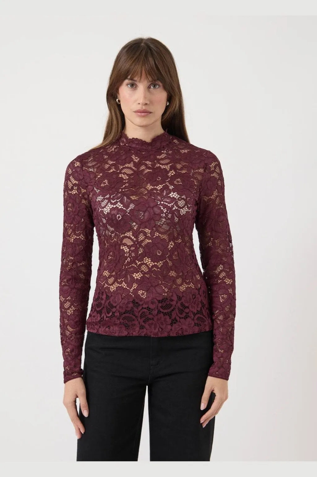 Yaslacey Ls Lace Top