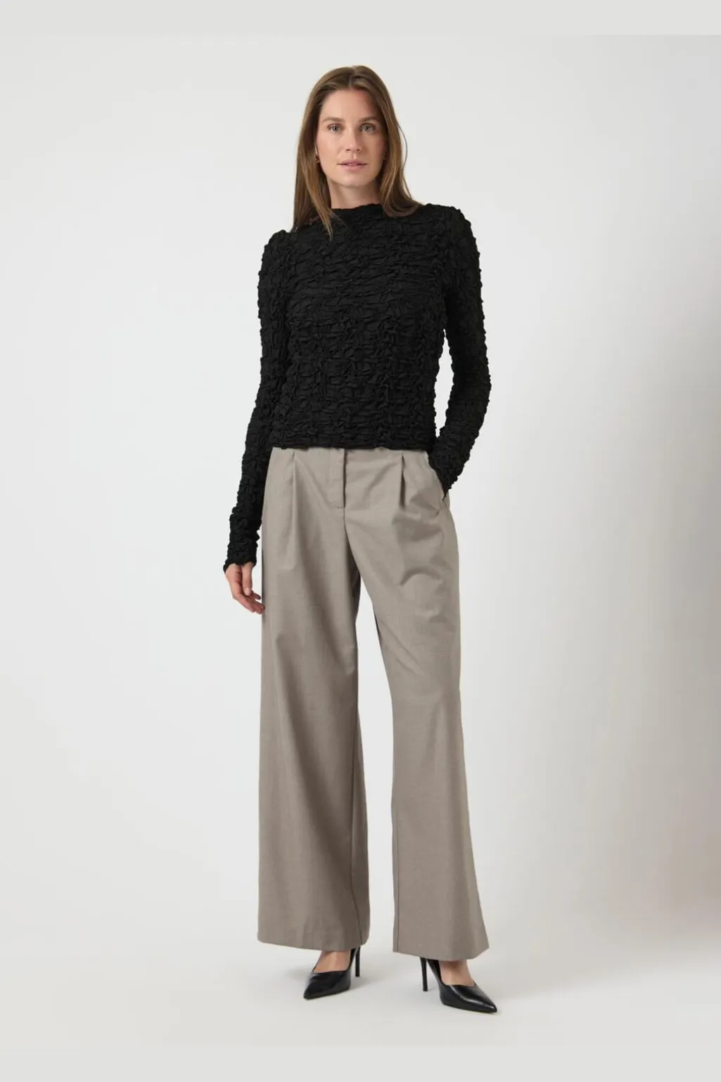 Yasmera Ls Top