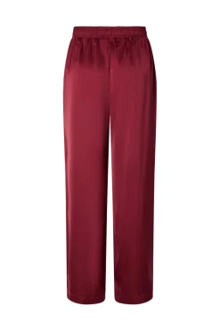 Yaspelana Pant