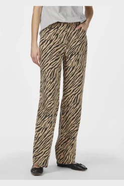 Yaszira Hmw Jeans